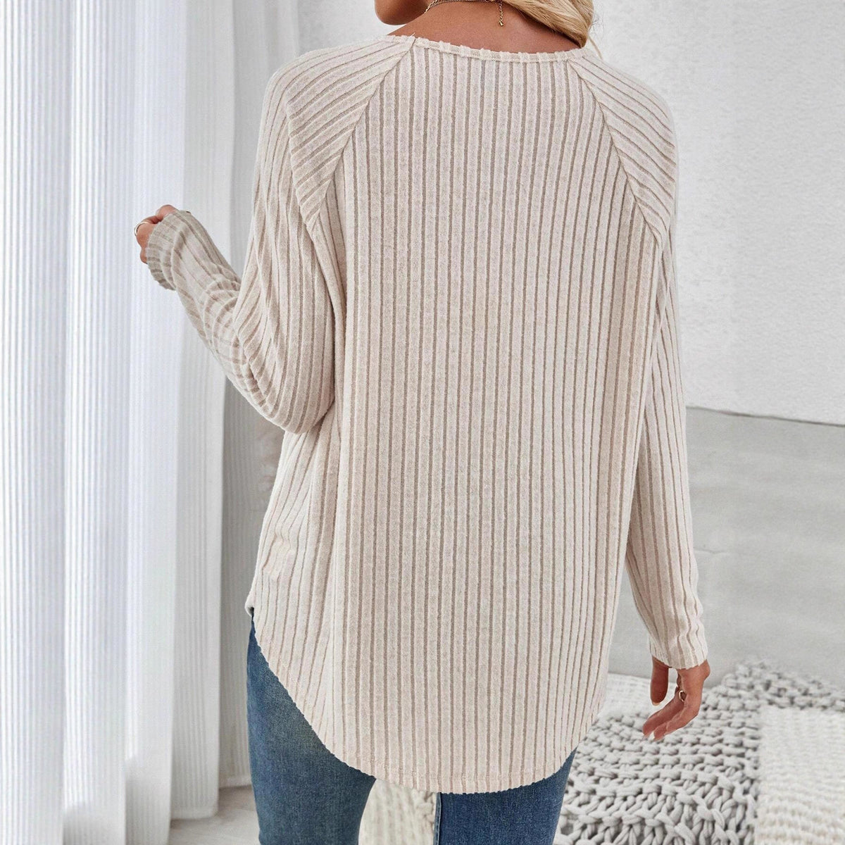 Women's Ribbed Crew Neck Knit Top