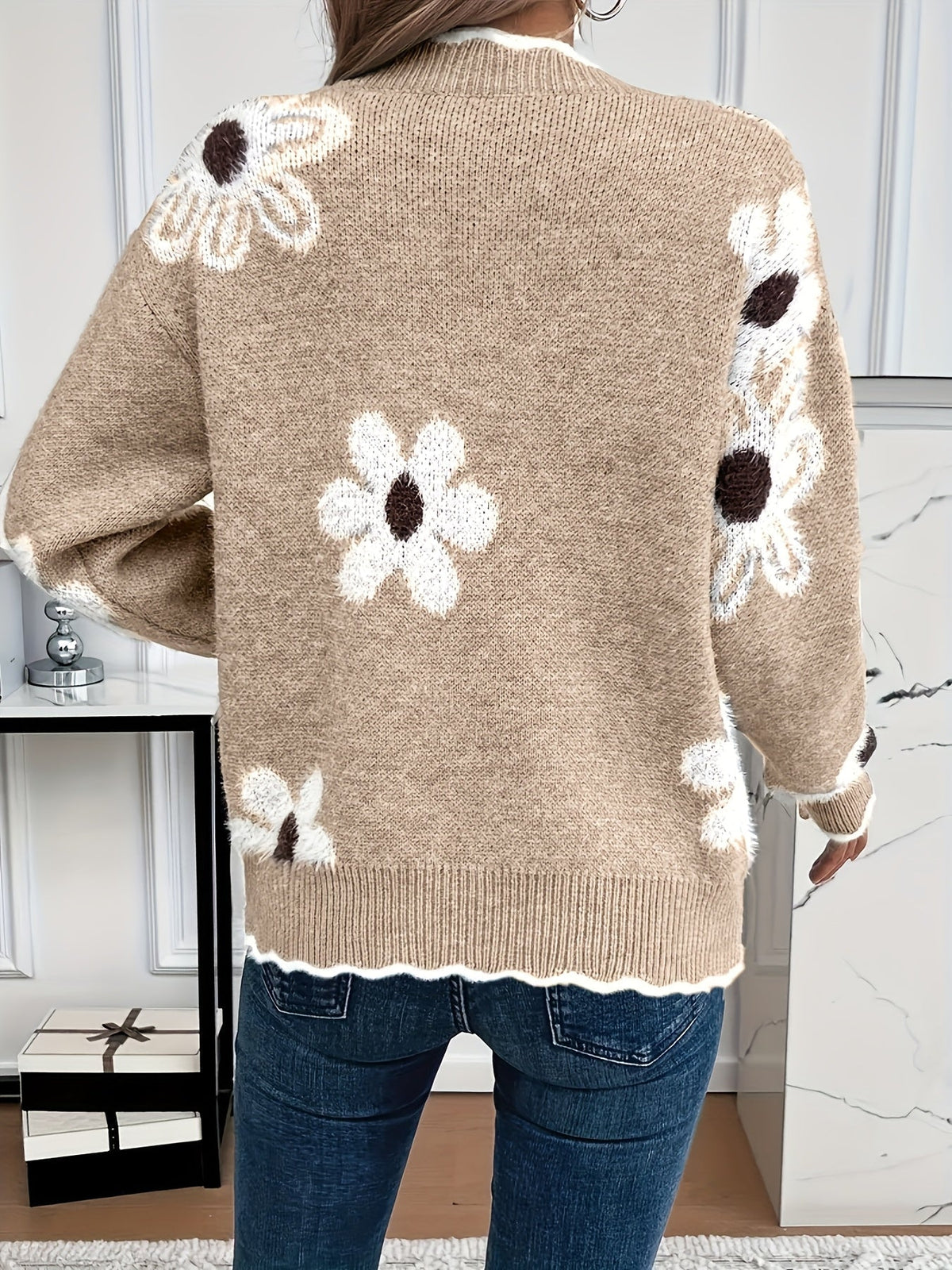 Women's Floral Jacquard V Neck Sweater