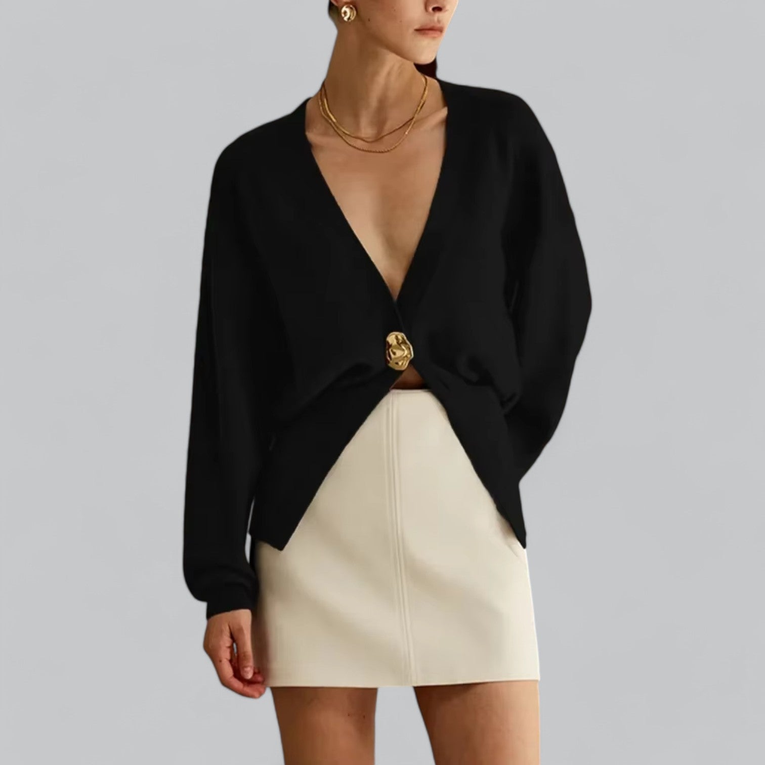 https://cdn.shopify.com/s/files/1/0957/7286/8982/files/Chic-V-Neck-Single-Breasted-Womens-Cardigan.jpg?v=1770237081