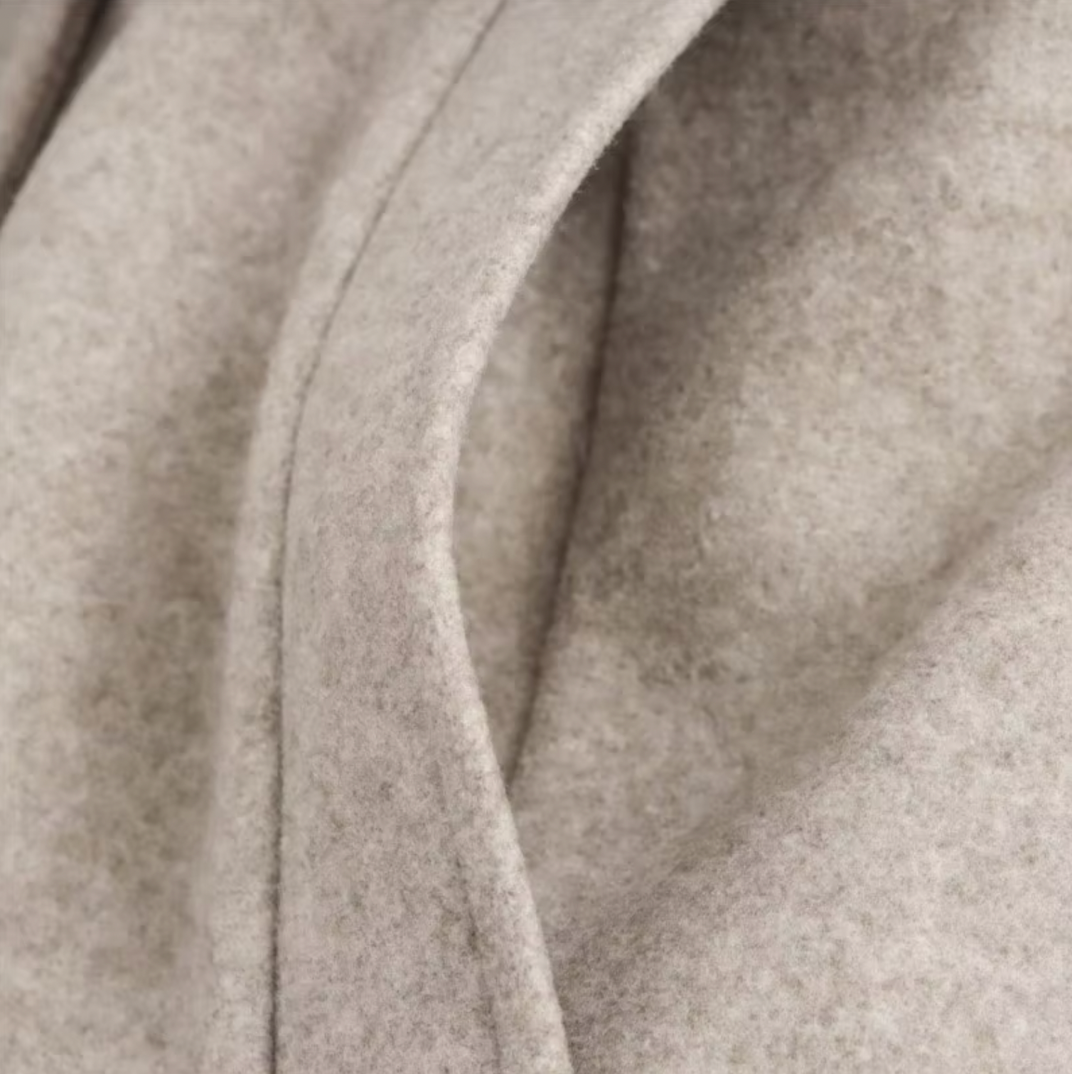 https://cdn.shopify.com/s/files/1/0957/7286/8982/files/Womens-Beige-Double-Breasted-Trench-Coat-with-Faux-Fur-Collar-Belted-Longline-Design-6.png?v=1770237652