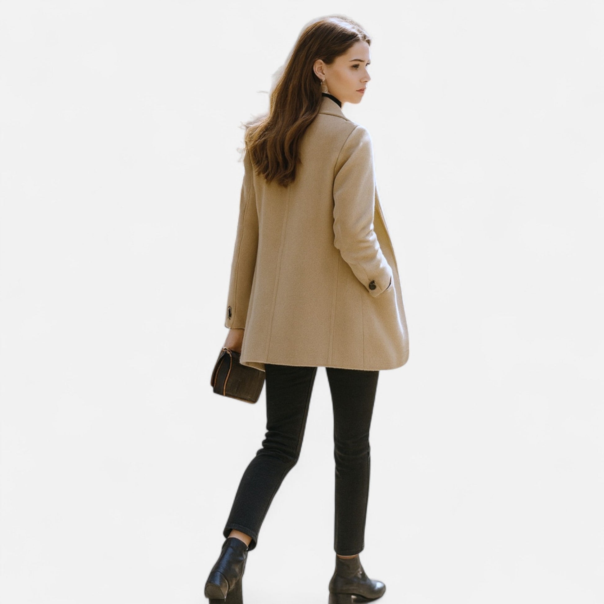 https://cdn.shopify.com/s/files/1/0957/7286/8982/files/Womens-Blazer-Coat-Classic-Tailored-Buttoned-Structured-Fit-5.jpg?v=1770237647