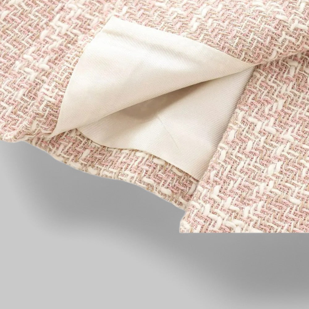 https://cdn.shopify.com/s/files/1/0957/7286/8982/files/Womens-Classic-Double-Breasted-Pink-Tweed-Blazer-6.jpg?v=1770236860