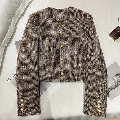 https://cdn.shopify.com/s/files/1/0957/7286/8982/files/Womens-Cropped-Blazer-Tailored-Fit-with-Gold-Tone-Buttons-2.jpg?v=1770236859