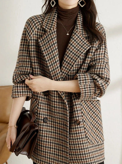 https://cdn.shopify.com/s/files/1/0957/7286/8982/files/Womens-Long-Checkered-Blazer-Classic-Autumn-Winter-Style-3.jpg?v=1770236860