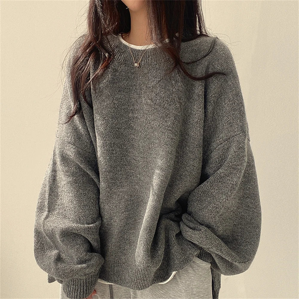 https://cdn.shopify.com/s/files/1/0957/7286/8982/files/Womens-Oversized-Sweater-Relaxed-Fit-with-Drop-Shoulders.jpg?v=1770237694