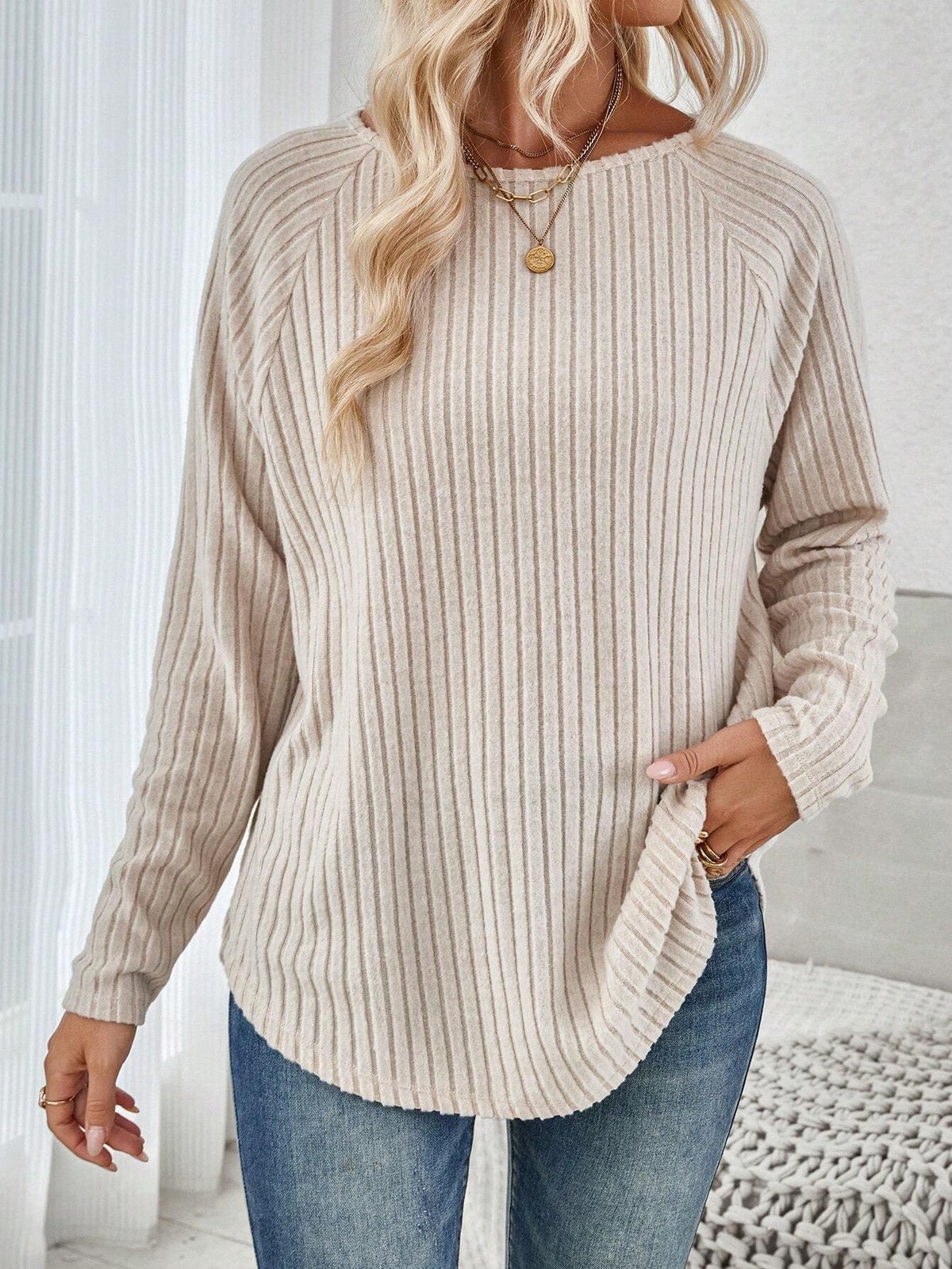 Women's Ribbed Crew Neck Knit Top